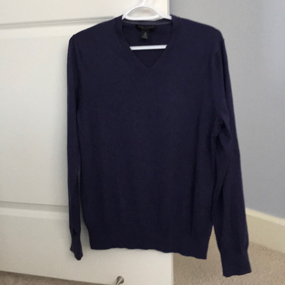 Banana Republic luxury silk sweater: 75% silk